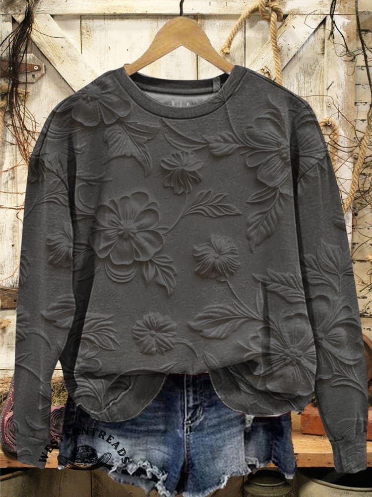 Floral Pattern Women's V-neck Casual T-Shirt - Image 3