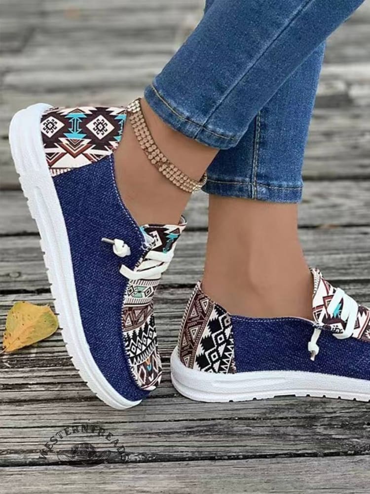 Tribal Pattern Canvas Shoes - Image 4