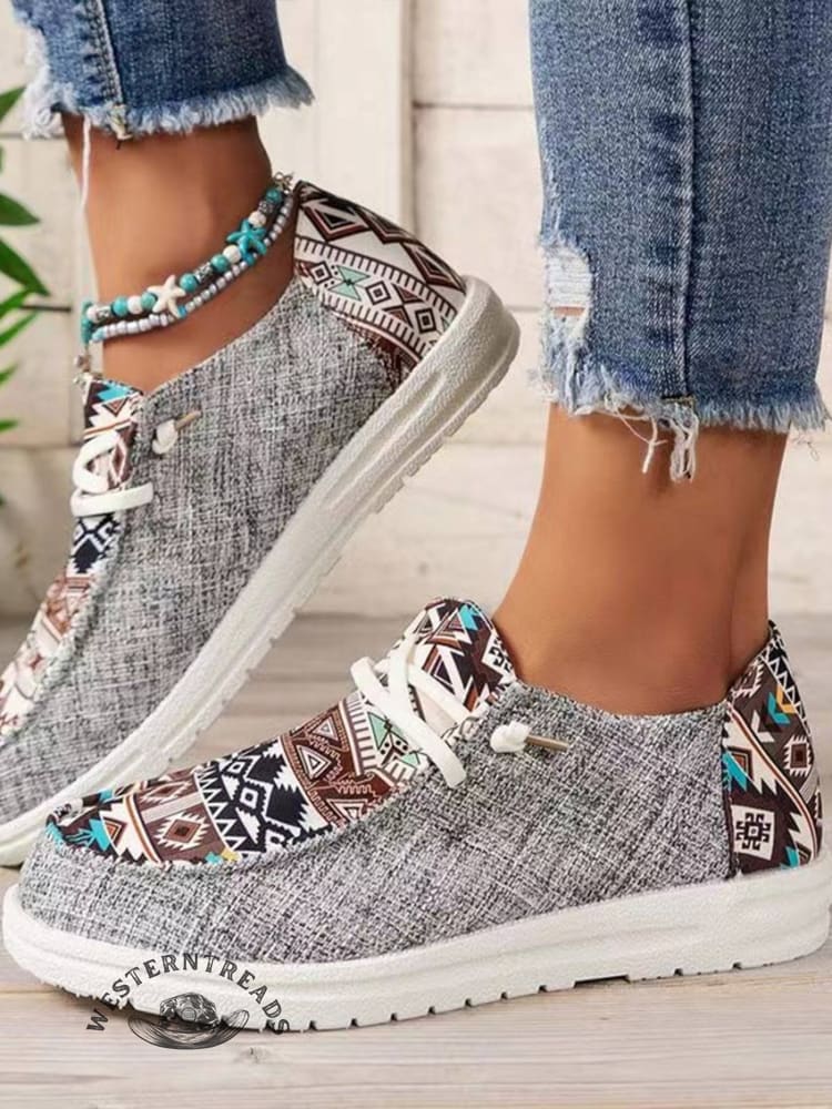 Tribal Pattern Canvas Shoes - Image 7