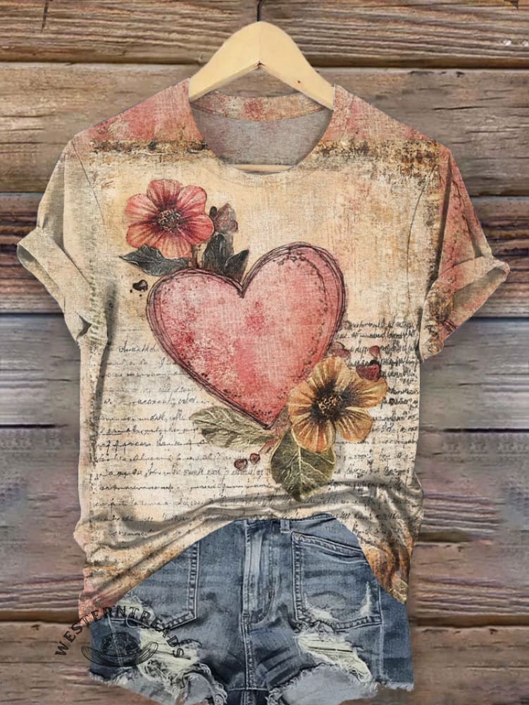 Vintage Heart Valentine's Day Art Print T-shirt