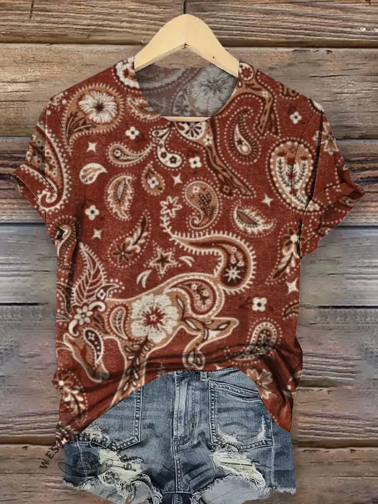 Vintage Paisley Pattern T-shirt